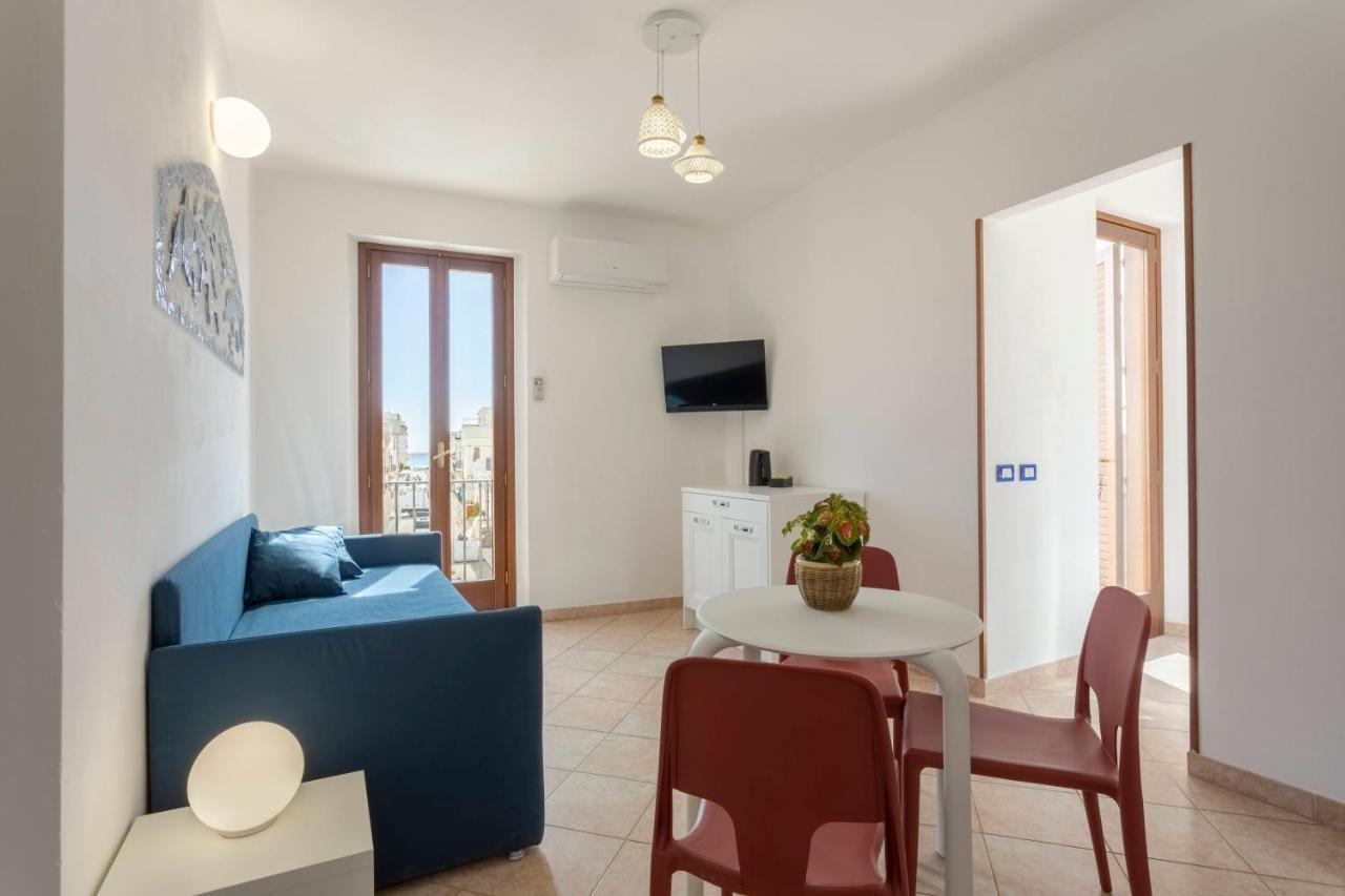 Poseidon Apartment *
